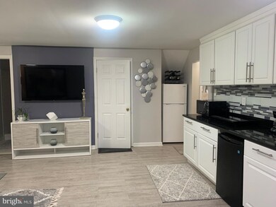 22 Tivoli Lake Ct, Silver Spring, MD 20906 - photo 7