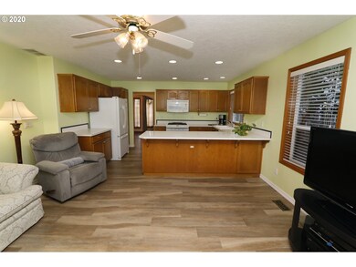 725 SW 25th St, Troutdale, OR 97060 - photo 5