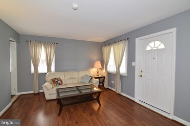 115 Polk Dr, Manassas Park, VA 20111 - photo 3