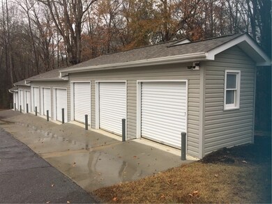 400 Riverside Cottage Ln unit 3, Pendleton, SC 29670 - photo 3