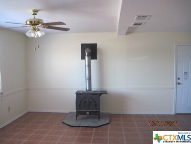 749 Sunset Dr, Copperas Cove, TX 76522 - photo 3