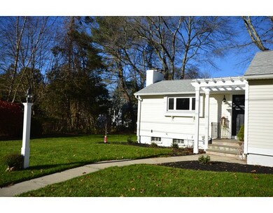 11 Idlewood Ave, North Dartmouth, MA 02747 - photo 2