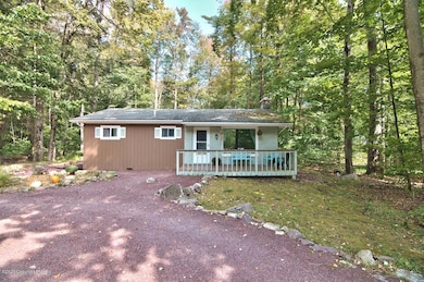 154 Sweet Briar Rd, Pocono Pines, PA 18350 - photo 2