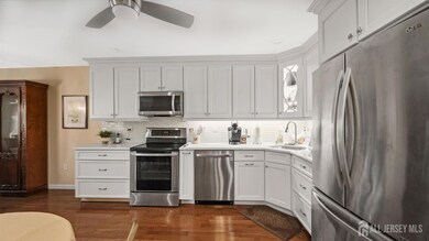 14A Yorkshire Dr unit B, Monroe Township, NJ 08831 - photo 7