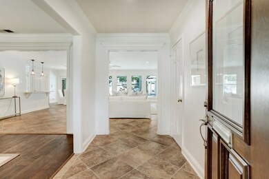 13310 Kingsride Ln, Houston, TX 77079 - photo 3