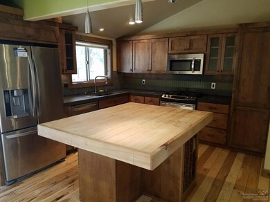 2424 NW Marken St, Bend, OR 97701 - photo 7