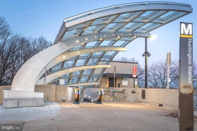 2624 Redcoat Dr unit 163, Alexandria, VA 22303 - photo 7