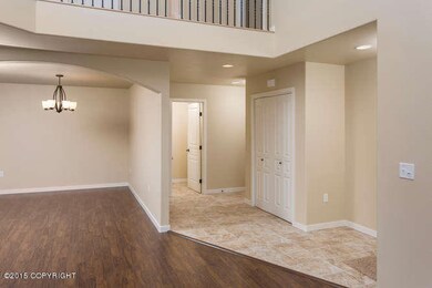 Dining & Entry