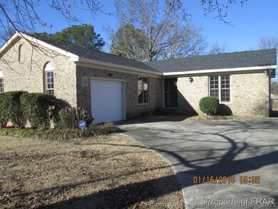 4452 Chesterbrook Dr, Fayetteville, NC 28314 - photo 3