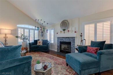 Formal living room (lanterns do not stay)