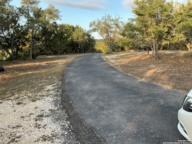 1524 Freshwater Dr, Bulverde, TX 78163 - photo 3