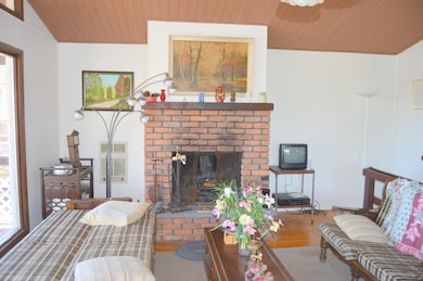 104 Lookout Dr, Hawley, PA 18428 - photo 3