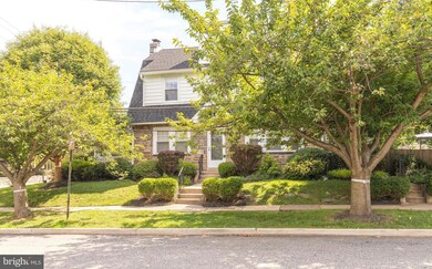 625 Loraine St, Ardmore, PA 19003 - photo 2