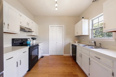 404 Crestfield Ct, Nashville, TN 37211 - photo 7