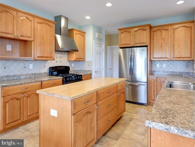 161 Augusta Dr, Honey Brook, PA 19344 - photo 3