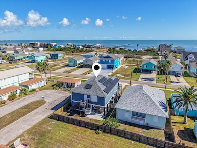 1215 S Live Oak St, Rockport, TX 78382 - photo 2