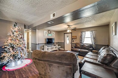 945 County Road 109, Whitesboro, TX 76273 - photo 3