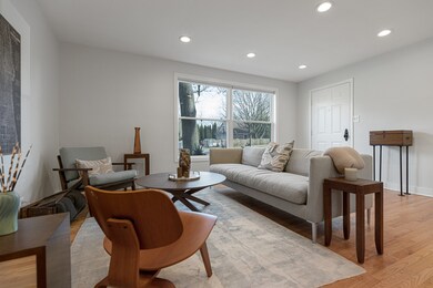 404 S Chase St, Wheaton, IL 60187 - photo 5