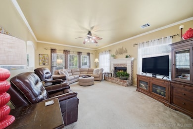 304 N Eucalyptus Ct, Broken Arrow, OK 74012 - photo 6