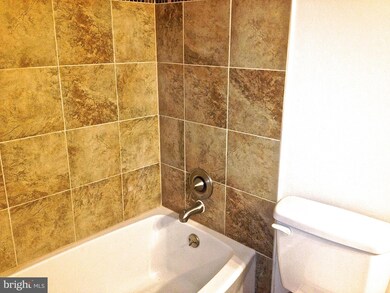 307 Glade Blvd, Walkersville, MD 21793 - photo 2