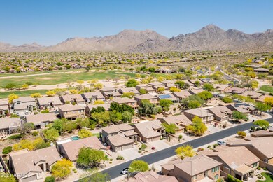Walking distance to Golf Club