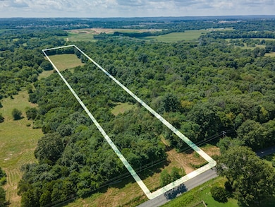 1 Double Branch Rd, Columbia, TN 38401 - photo 2