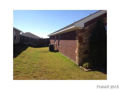 3413 Lauren St, Copperas Cove, TX 76522 - photo 2