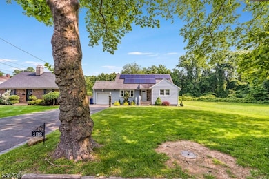 132 Parkside Rd, Plainfield, NJ 07060 - photo 2