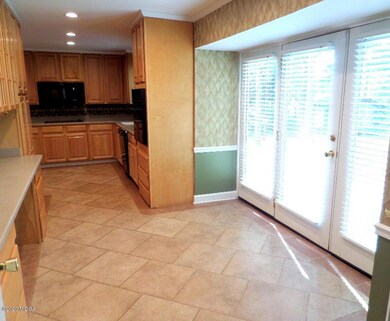Breakfast room