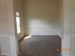 Sitting room in owner's BR
