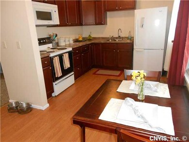 Kitchen Dining Eat-in Kitchen