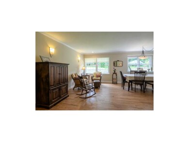 Gleaming hardwoods and crown moldings!