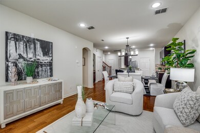 1720 Brookview Dr, Carrollton, TX 75007 - photo 6