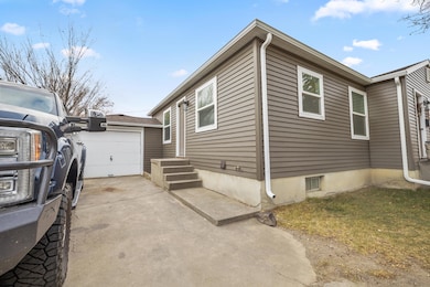 853 6th St, Havre, MT 59501 - photo 4