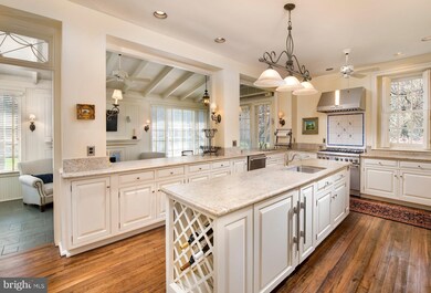 158 Vassar Cir, Villanova, PA 19085 - photo 7