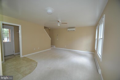 8478 Emerald Ln, Marshall, VA 20115 - photo 7
