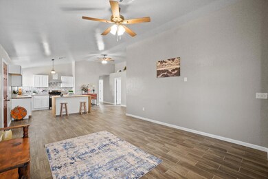 14648 Kenton Rd, El Paso, TX 79928 - photo 4