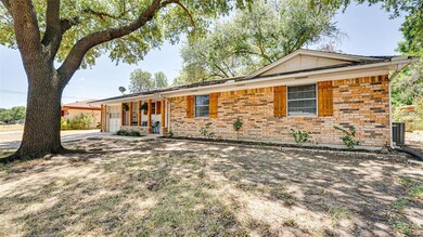 1203 Austin Dr, Ennis, TX 75119 - photo 5