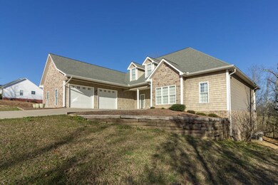 422 E Homeplace Dr, Tunnel Hill, GA 30755 - photo 4