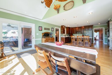 10306 Colonel Hancock Dr-47