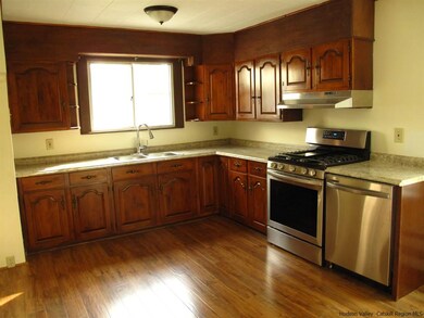 270 Perkinsville Rd, Highland, NY 12528 - photo 6