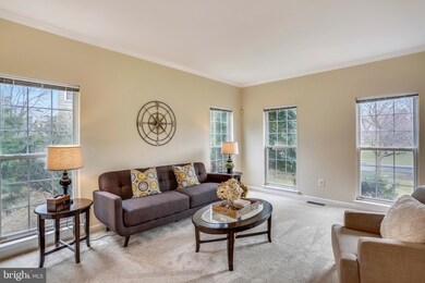 19805 Madrigal Dr, Germantown, MD 20876 - photo 6