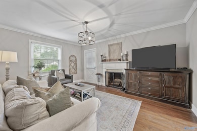 2025 Sewanee Rd SW, Huntsville, AL 35801 - photo 3