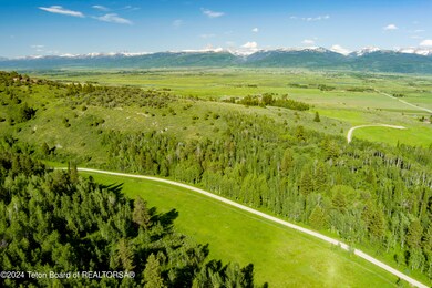 Full Teton Range View