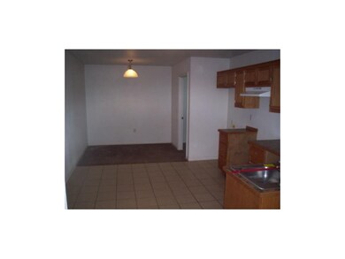 505-Eat in Kitchen, Dining room and Utility room w