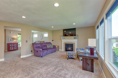 07 Living Room