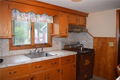 302 Fairview Ave, Rehoboth, MA 02769 - photo 4