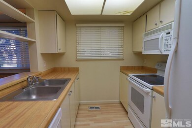 2343 Roundhouse Rd, Sparks, NV 89431 - photo 2