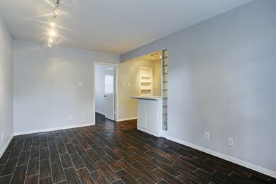 2023 Huldy St unit 10, Houston, TX 77019 - photo 3