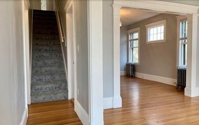 105 Colbourne Crescent unit 2, Brookline, MA 02445 - photo 5